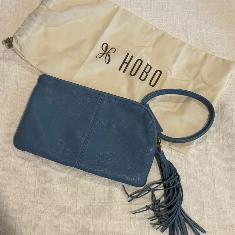 Hobo Blue Leather Wristlet - Picture 1 of 3